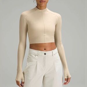 LULULEMON Tight-Fit Cropped Long Sleeve Athletic Shirt Women’s Size XXS